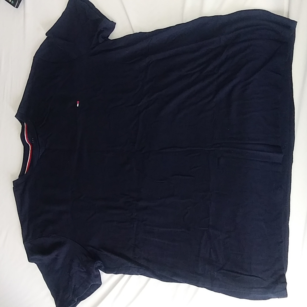 Tommy Hilfiger Mens crew neck short sleeve navy blue shirt
